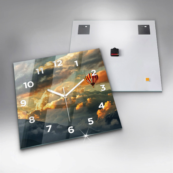 Wanduhr quadratisch Ballonfahrt in den Wolken