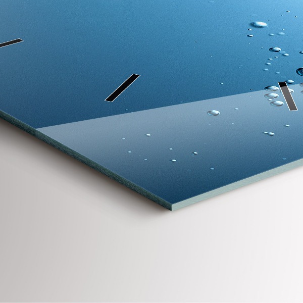 Wanduhr quadratisch Nahaufnahme von Wasser