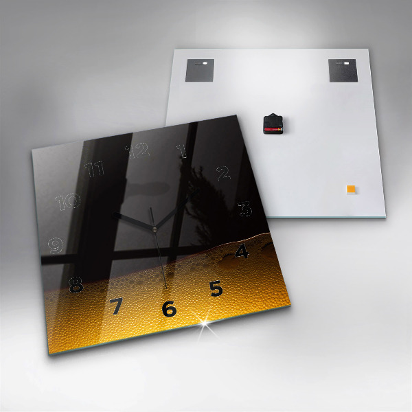 Wanduhr modern quadratisch Orangensaft