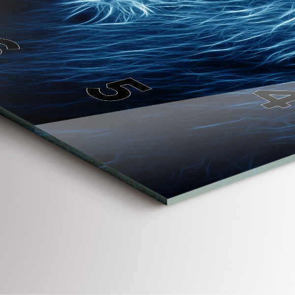 Wanduhr modern quadratisch Körpersprache eines wilden Löwen