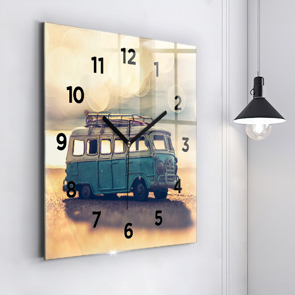 Wanduhr quadratisch Camper am Strand