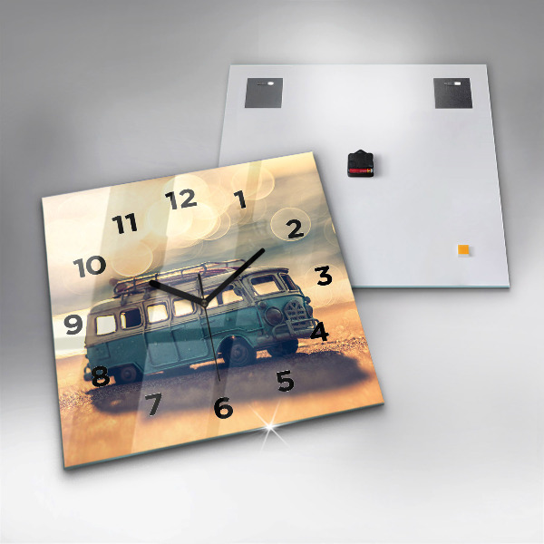 Wanduhr quadratisch Camper am Strand