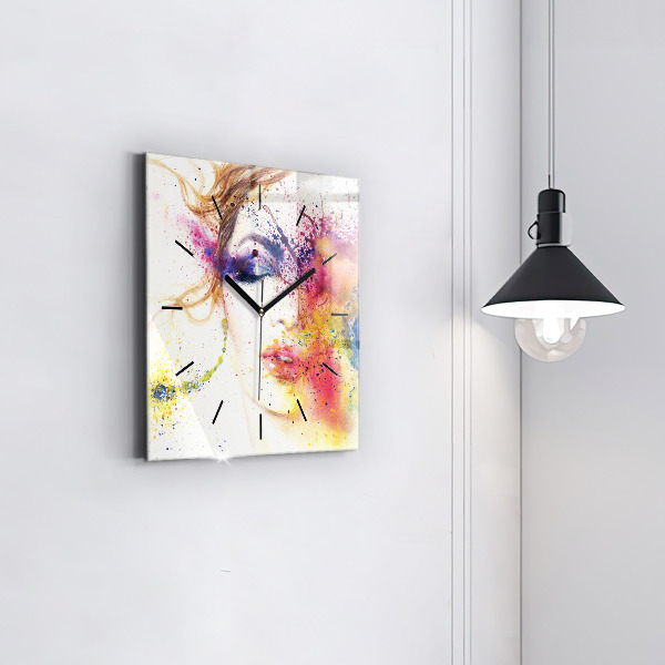 Wanduhr quadratisch mit motiv Porträt einer geheimnisvollen Frau