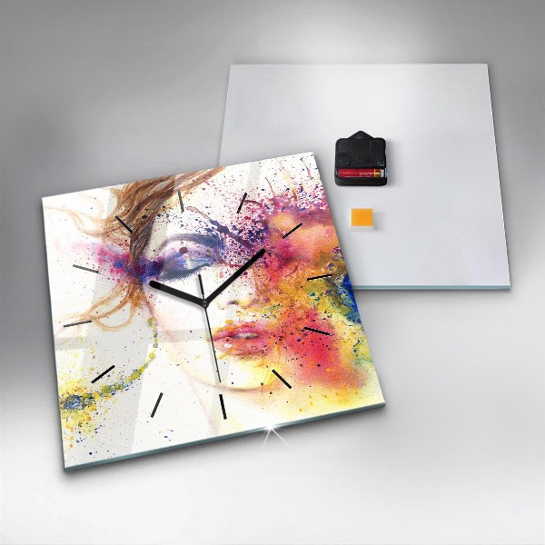 Wanduhr quadratisch mit motiv Porträt einer geheimnisvollen Frau