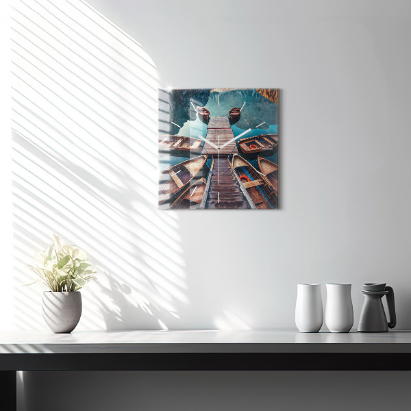 Wanduhr modern quadratisch Plattform und See