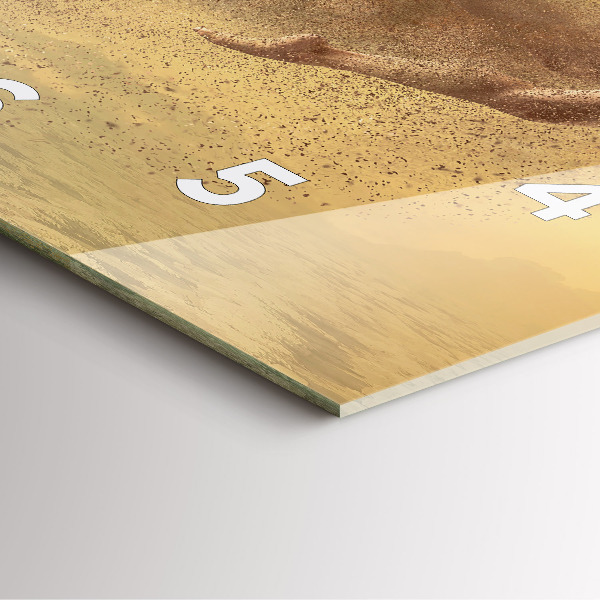 Wanduhr modern quadratisch Frau in Figur