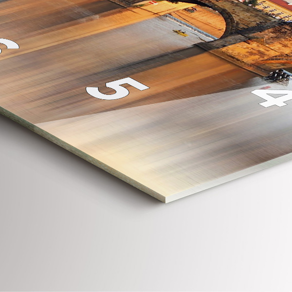 Wanduhr modern quadratisch Panorama über einen Fluss