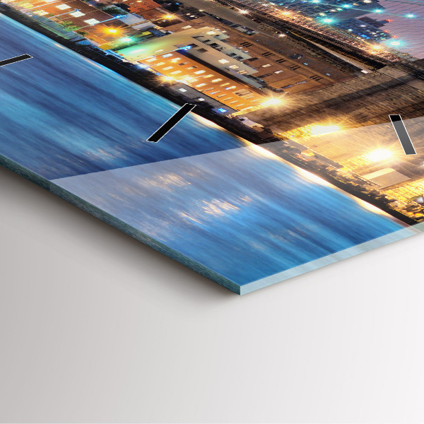 Wanduhr modern quadratisch Brooklyn Bridge und East River