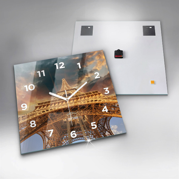Wanduhr quadratisch Eiffelturm im Sonnenschein