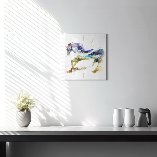 Wanduhr modern quadratisch Bemalter Berg und Pferd