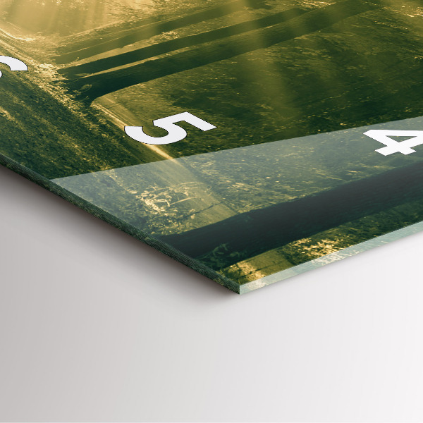 Wanduhr modern quadratisch Sonnenstrahlen Wald