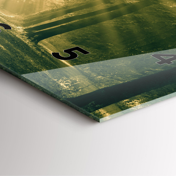 Wanduhr modern quadratisch Sonnenstrahlen Wald