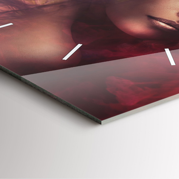 Wanduhr quadratisch Porträt einer Frau