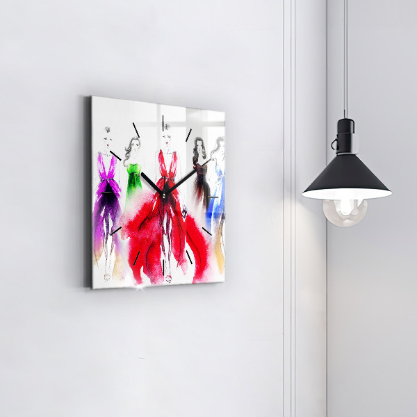 Wanduhr modern quadratisch Frauen in bunten Kleidern