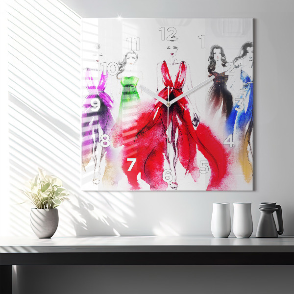 Wanduhr modern quadratisch Frauen in bunten Kleidern