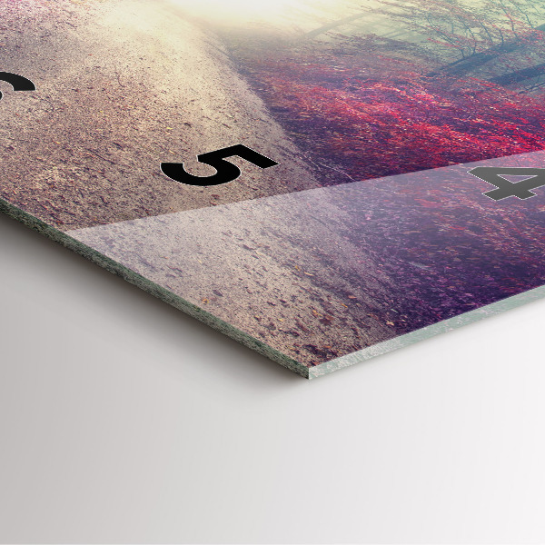 Wanduhr quadratisch mit motiv Herbststraße Waldnebel