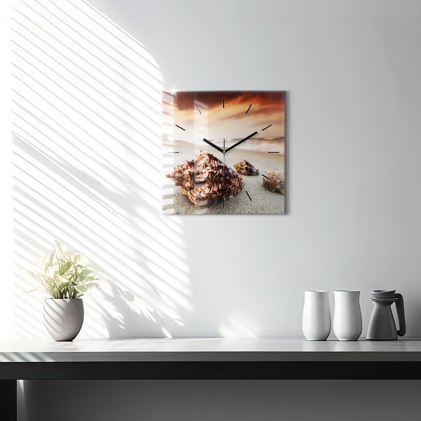 Wanduhr quadratisch Muschel am Strand