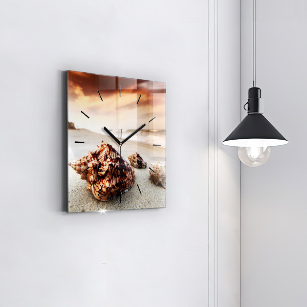 Wanduhr quadratisch Muschel am Strand