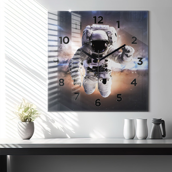 Wanduhr quadratisch mit motiv Astronaut im Weltraum