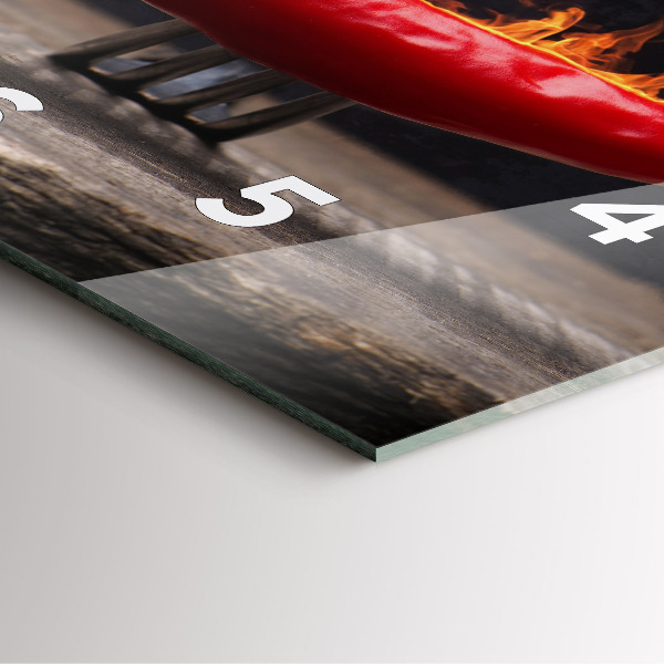 Wanduhr modern quadratisch Peperoni-Schote