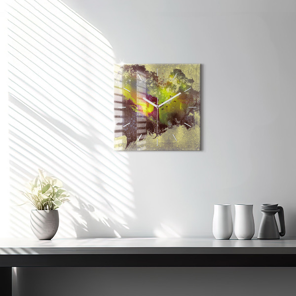 Wanduhr modern quadratisch Frau im Wald