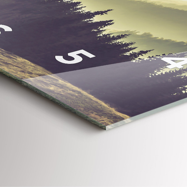 Wanduhr modern quadratisch Neblige Berghänge