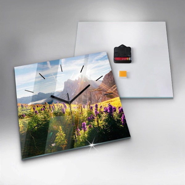 Wanduhr quadratisch Lavendelwiese