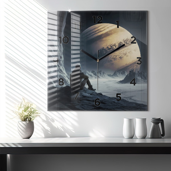 Wanduhr quadratisch mit motiv Mann auf Mond Hintergrund