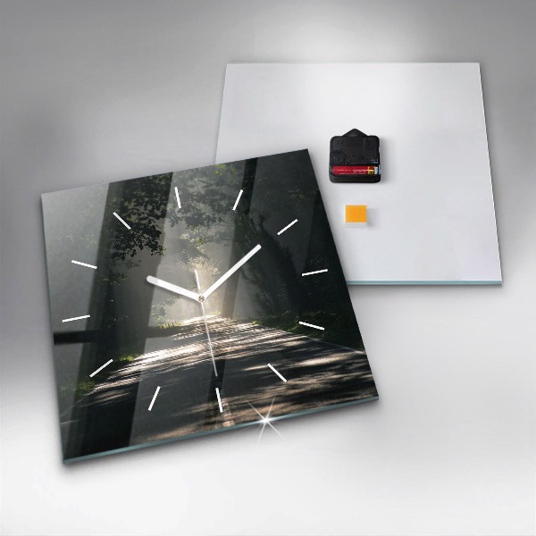 Wanduhr quadratisch mit motiv Waldweg und Sonnenschlieren