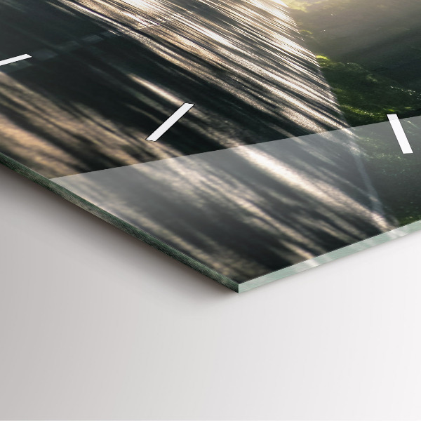 Wanduhr quadratisch mit motiv Waldweg und Sonnenschlieren