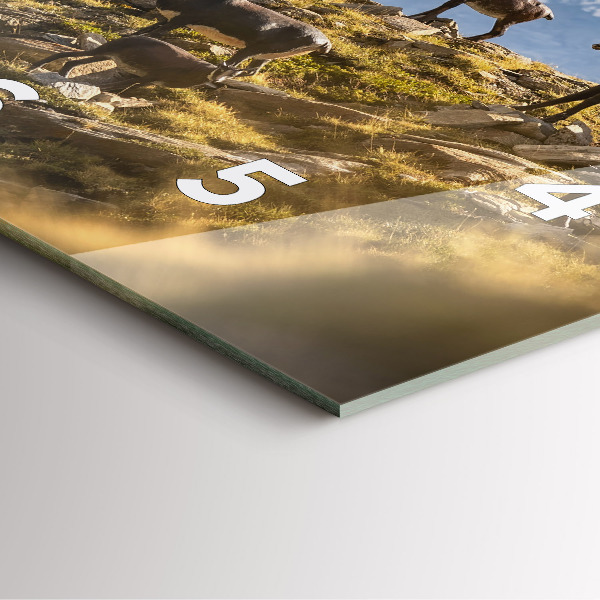 Wanduhr quadratisch mit motiv Ziege im Aosta-Tal