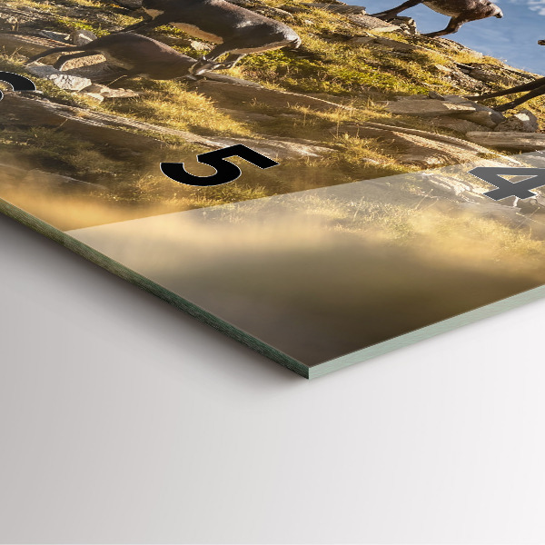 Wanduhr quadratisch mit motiv Ziege im Aosta-Tal