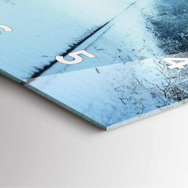 Wanduhr quadratisch Hirsche auf den Gleisen