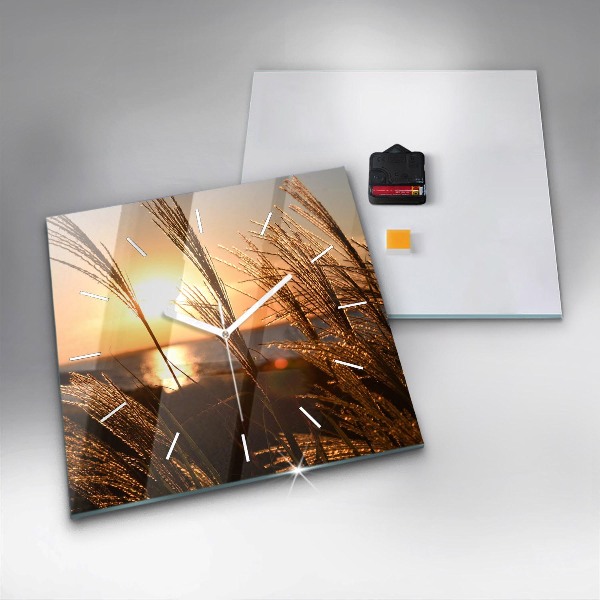 Wanduhr modern quadratisch Weizen zur Goldenen Stunde