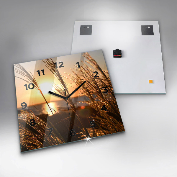 Wanduhr modern quadratisch Weizen zur Goldenen Stunde