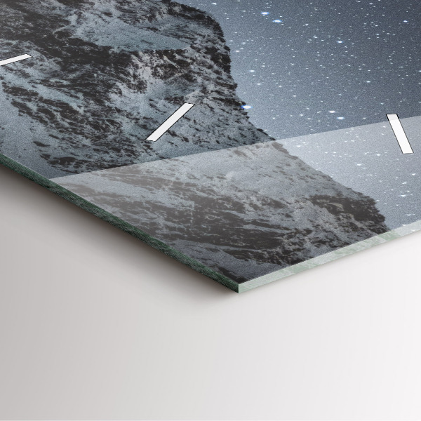 Wanduhr quadratisch mit motiv Ein Berg unter dem Sternenhimmel