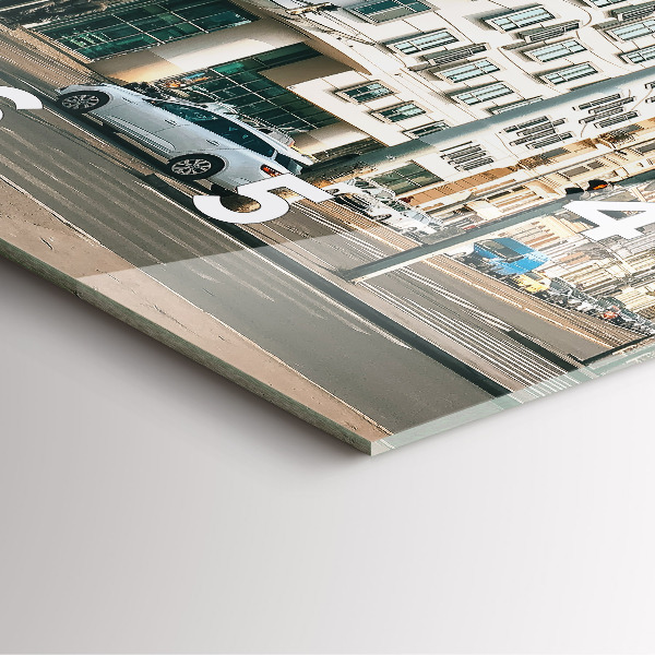 Wanduhr quadratisch Tanzendes Haus Prag