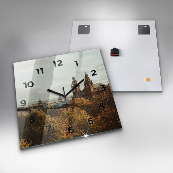 Wanduhr modern quadratisch Kunstgalerie in Glasgow