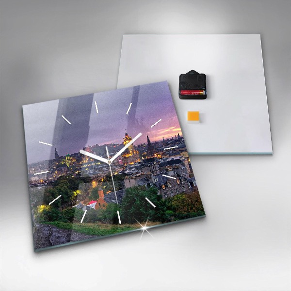 Wanduhr modern quadratisch Edinburgh vom Calton Hill aus