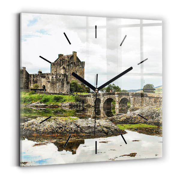 Wanduhr quadratisch Schloss Eilean Donan in Schottland