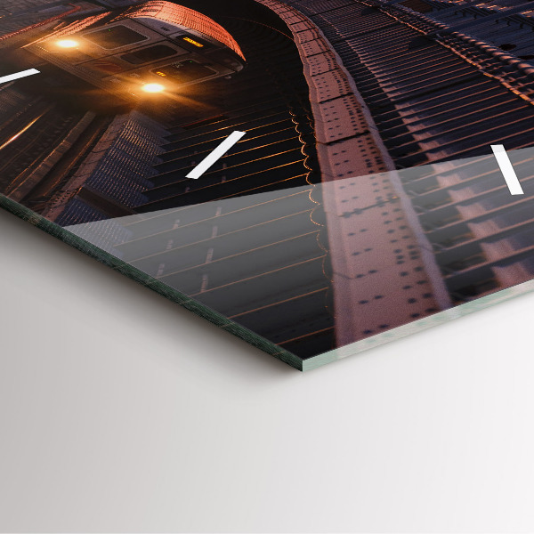 Wanduhr modern quadratisch Benjamin-Franklin-Brücke