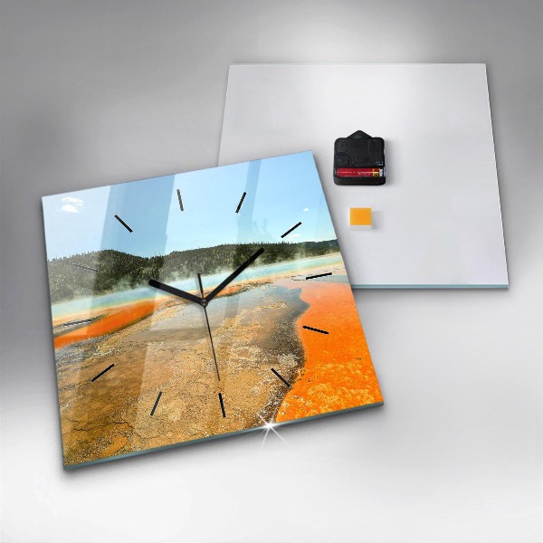 Wanduhr quadratisch mit motiv See mit Bergen