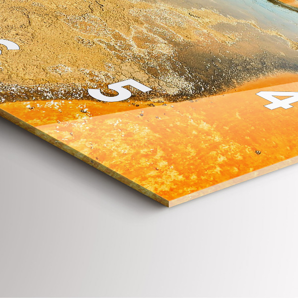 Wanduhr quadratisch mit motiv See mit Bergen