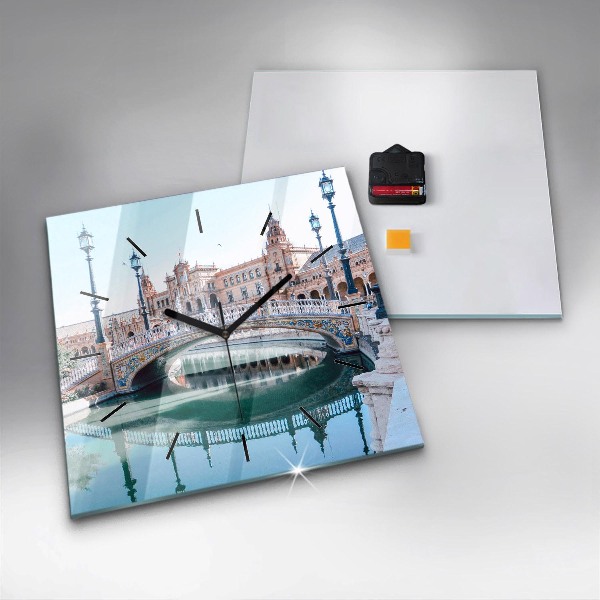 Wanduhr modern quadratisch Spanischer Platz in Sevilla