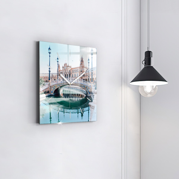 Wanduhr modern quadratisch Spanischer Platz in Sevilla