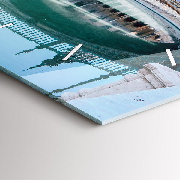 Wanduhr modern quadratisch Spanischer Platz in Sevilla