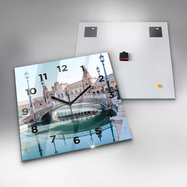 Wanduhr modern quadratisch Spanischer Platz in Sevilla