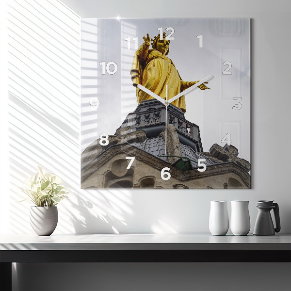 Wanduhr modern quadratisch Marienstatue in Lyon