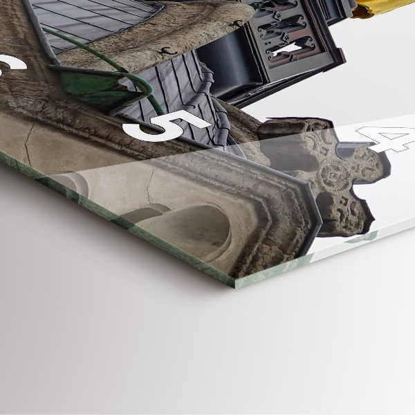 Wanduhr modern quadratisch Marienstatue in Lyon