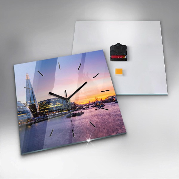 Wanduhr quadratisch Blick auf London